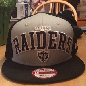 Oakland raiders hat